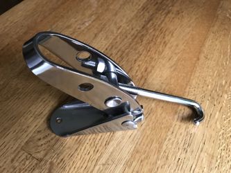 Anchor Chain Tensioner