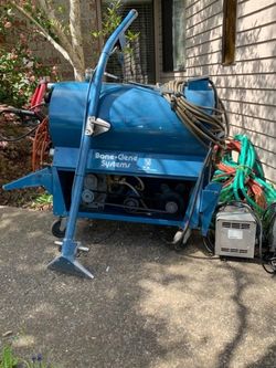 Commercial Carpet Cleaners $1000 Each (2 Of Them)