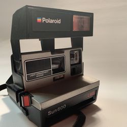 Polaroid Sun 600 LMS Instant Camera