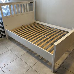 White Platform Full Size Bed Frame