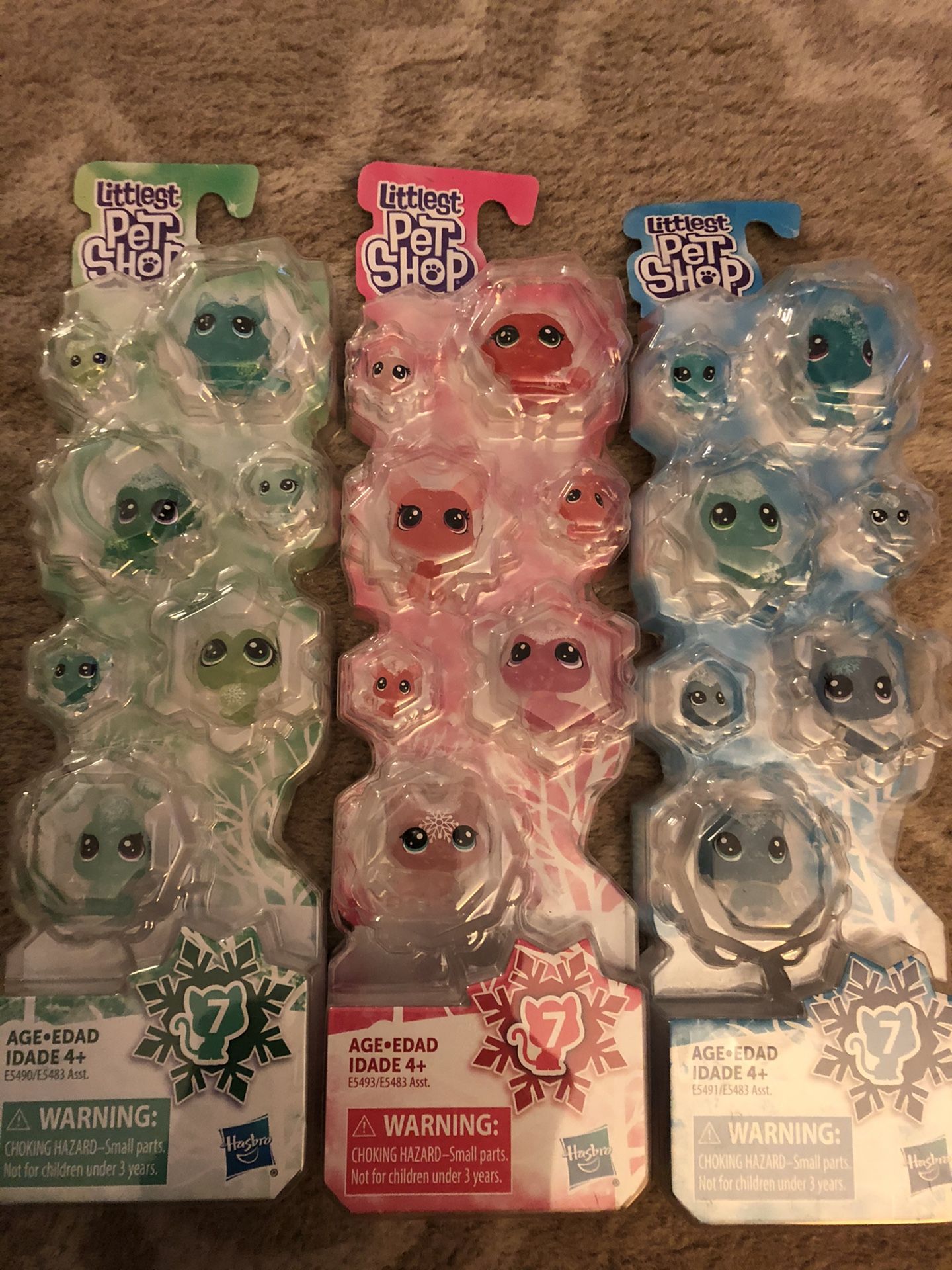 Littlest pet shop. Seven piece Pack