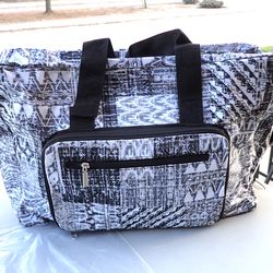 Patterned Duffel Bag, Black and white