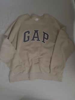 Gap Crew Neck