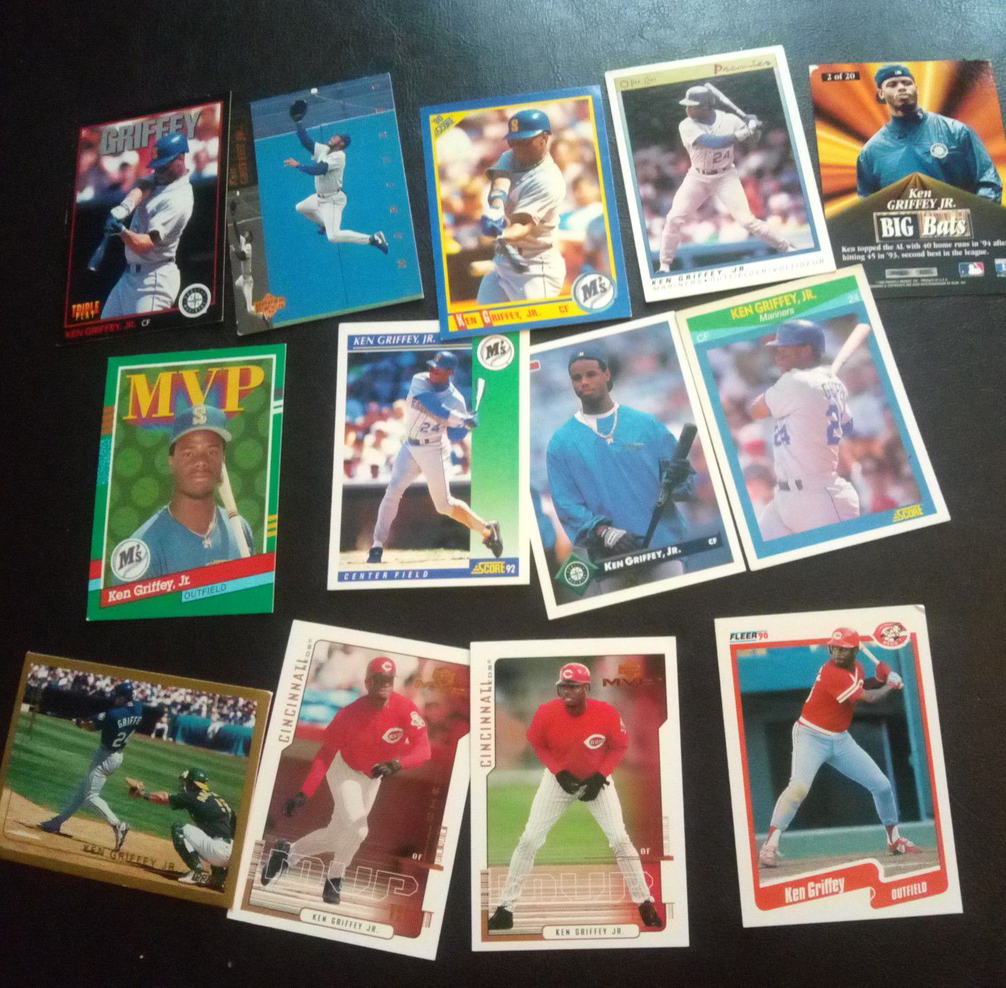 13 ken Griffey Jr baseball cards