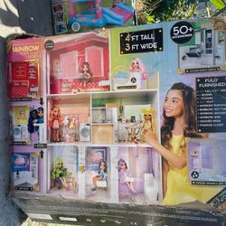Rainbow High Doll House
