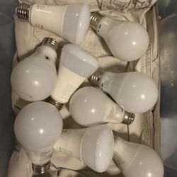 9 White Only Philips Hue Light Bulbs Work With Hub (Hub Not Included) 