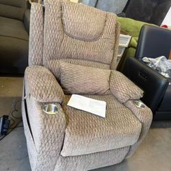 Large Power Lift Recliner with Cup Holder Electric Lift Chairs Recliners for Elderly Infinite Position Lift Chair with Heat Massage,Brown Chenille Fab