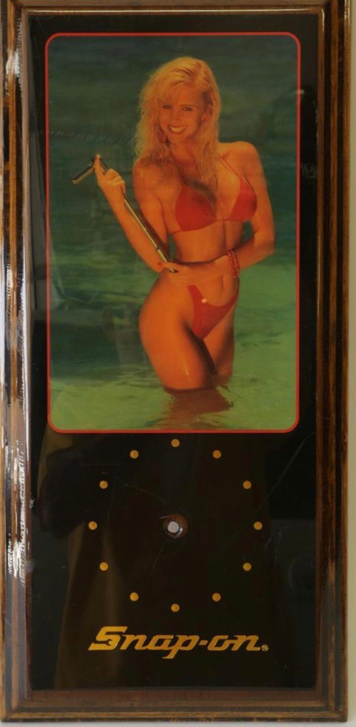 Vintage Snap‑On Bikini Girl Clock — Great Shape!