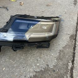 2023-24 RANGE ROVER LF HEADLIGHT FULL LED OEM 