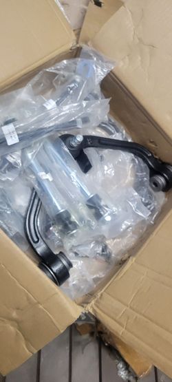 1998----2011 Ford Ranger 10 Piece front suspension rebuild kit