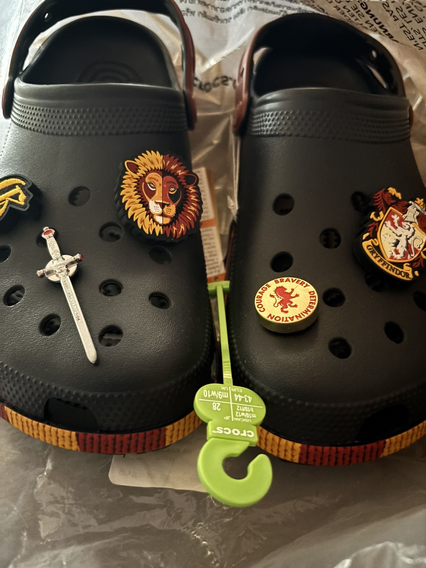 Harry Potter Crocs Size 12 W- 10 M Unisex