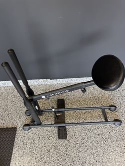 DB method Squat Machine