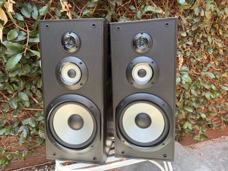 Pair of Sony SS-B3000 3-way bookshelf speakers