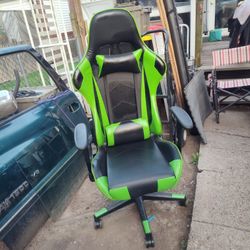 GAME  CHAIR 