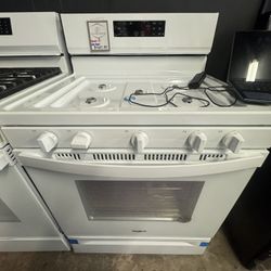 Whirlpool Gas Stove In White 