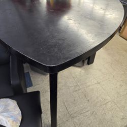 Dining Table And Bench ( Read)