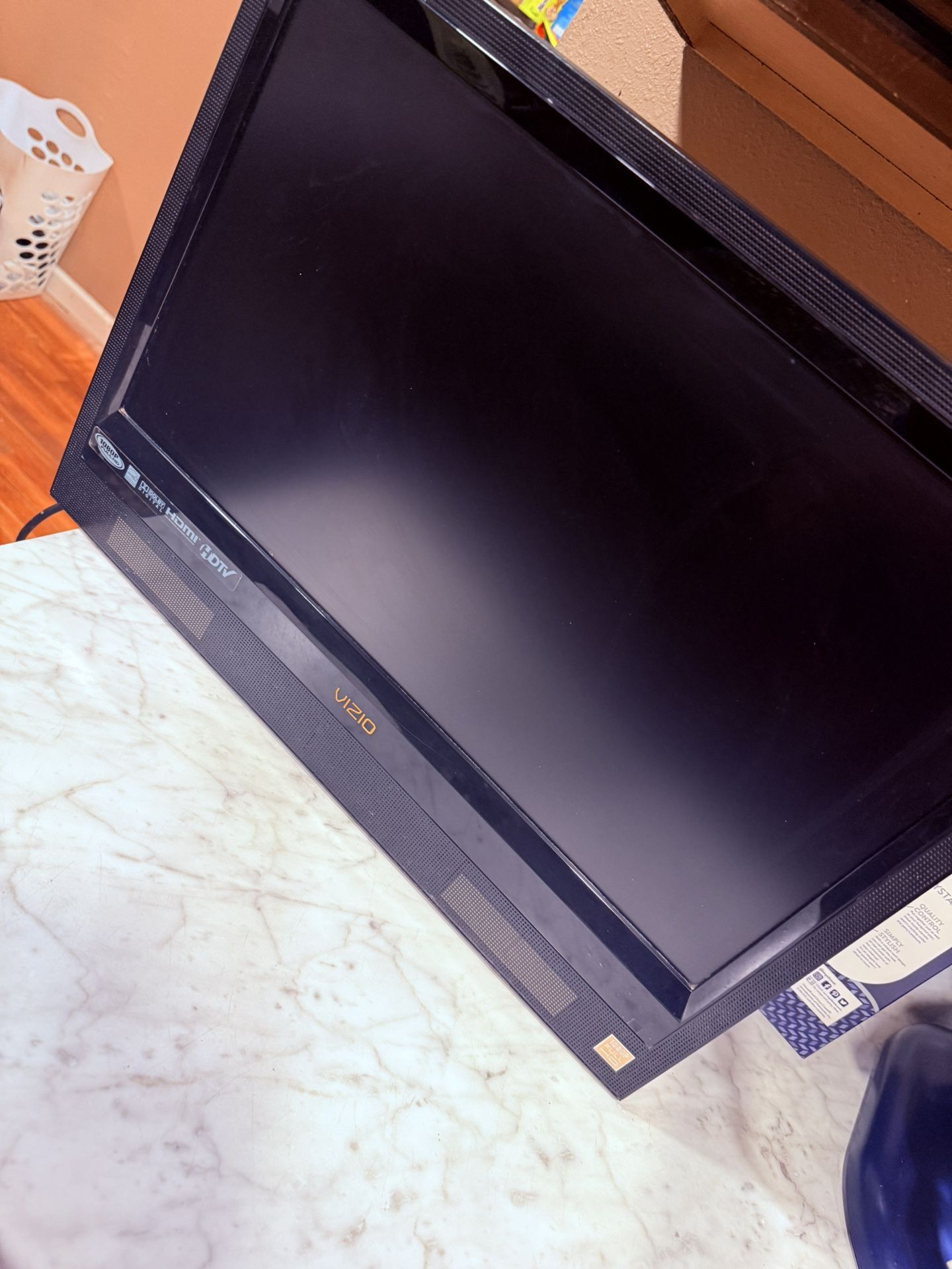 VIZIO 22’ TV Model #VO22L