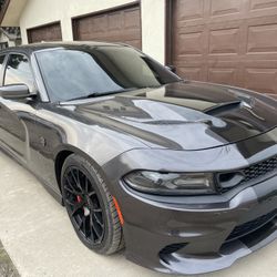 2019 Dodge Charger Hellcat