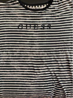 Guess T-Shirt