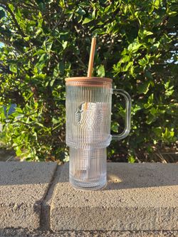 Starbuck clear Ribbed Glass Tumbler with Tan Lid and Straw 20oz