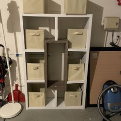 BOOK SHELF MAKES DERNS