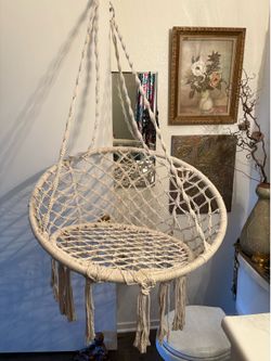 Porch swing/patio swing/macramé swing/Boho swing