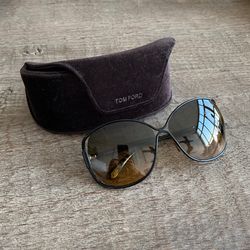 Gorgeous Pre Loved Tom Ford Sunglasses