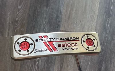 Scotty Cameron Titleist Putter with 2 head covers
