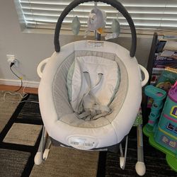 Graco Soothe 'N Sway LX Baby Swing with Portable Bouncer