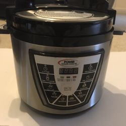 NEW Power Pressure Cooker XL PPC770 6 Quart w/ Cord Steamer Racks 