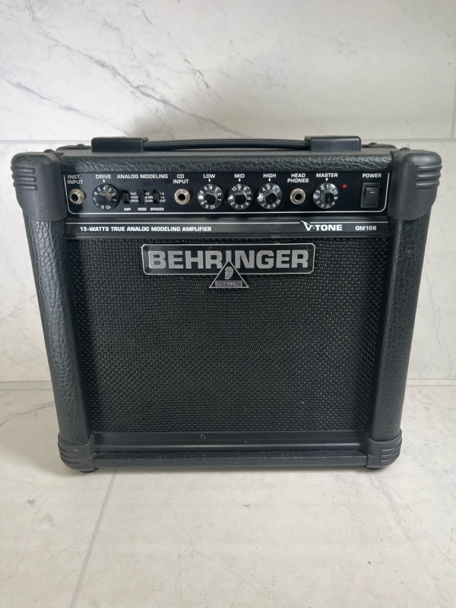 Behringer V-Tone GM108 15W Guitar Combo Amp – Tested (A1G010488)