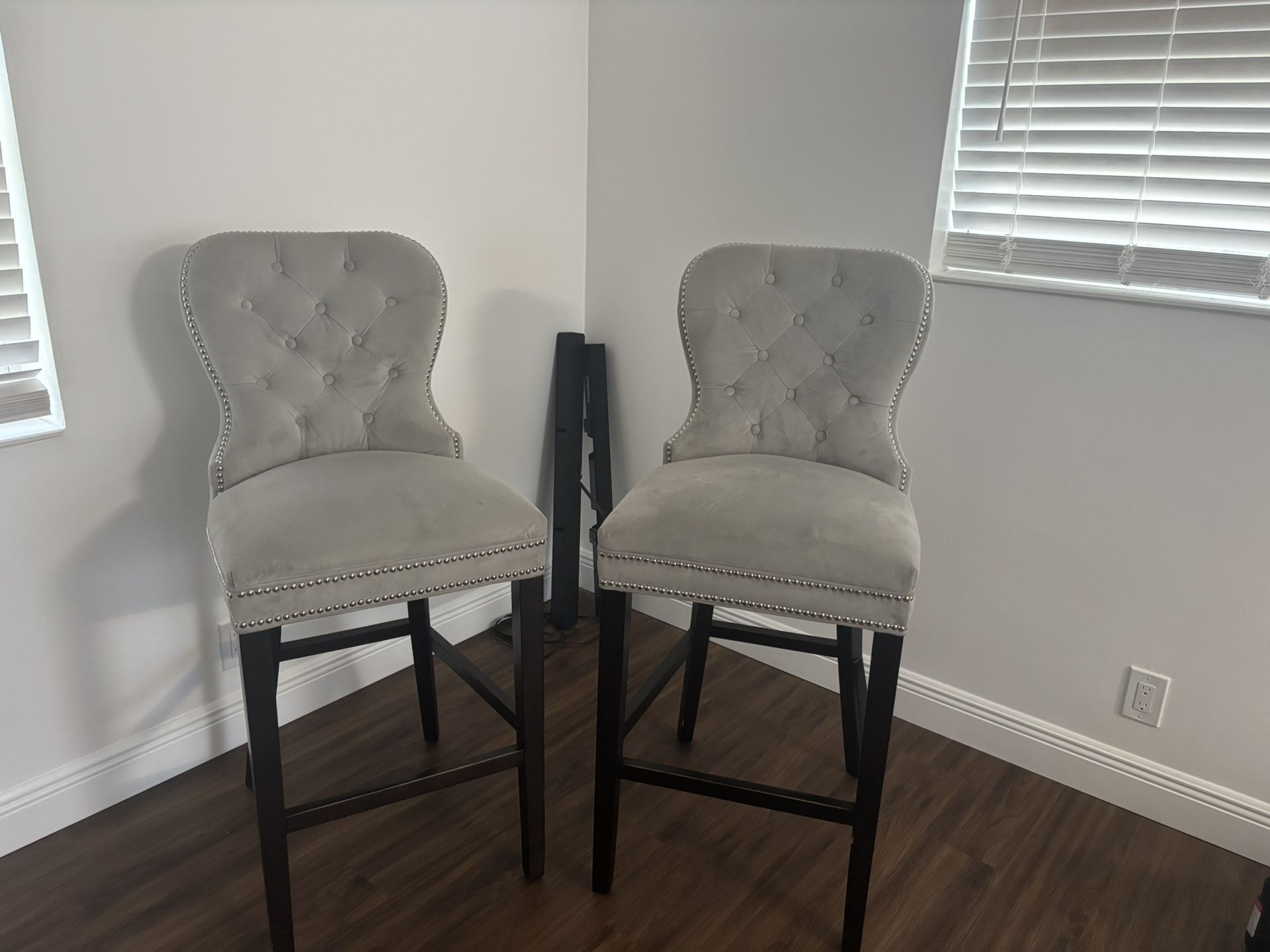 Z Gallerie Bar Stools 32 Inch