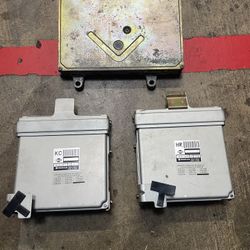 Acura Integra ECU / Nissan Pathfinder ECUs