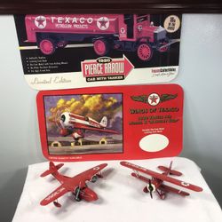 Texaco Giveaway Collection, 2 Posters, 2 Planes