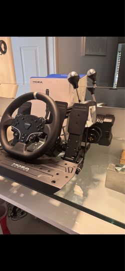 Moza r5 with handbrake and shifter