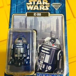 Star Wars Disney Parks R2-D60 R2-D2 Droid Factory Figure Disneyland 60th 
