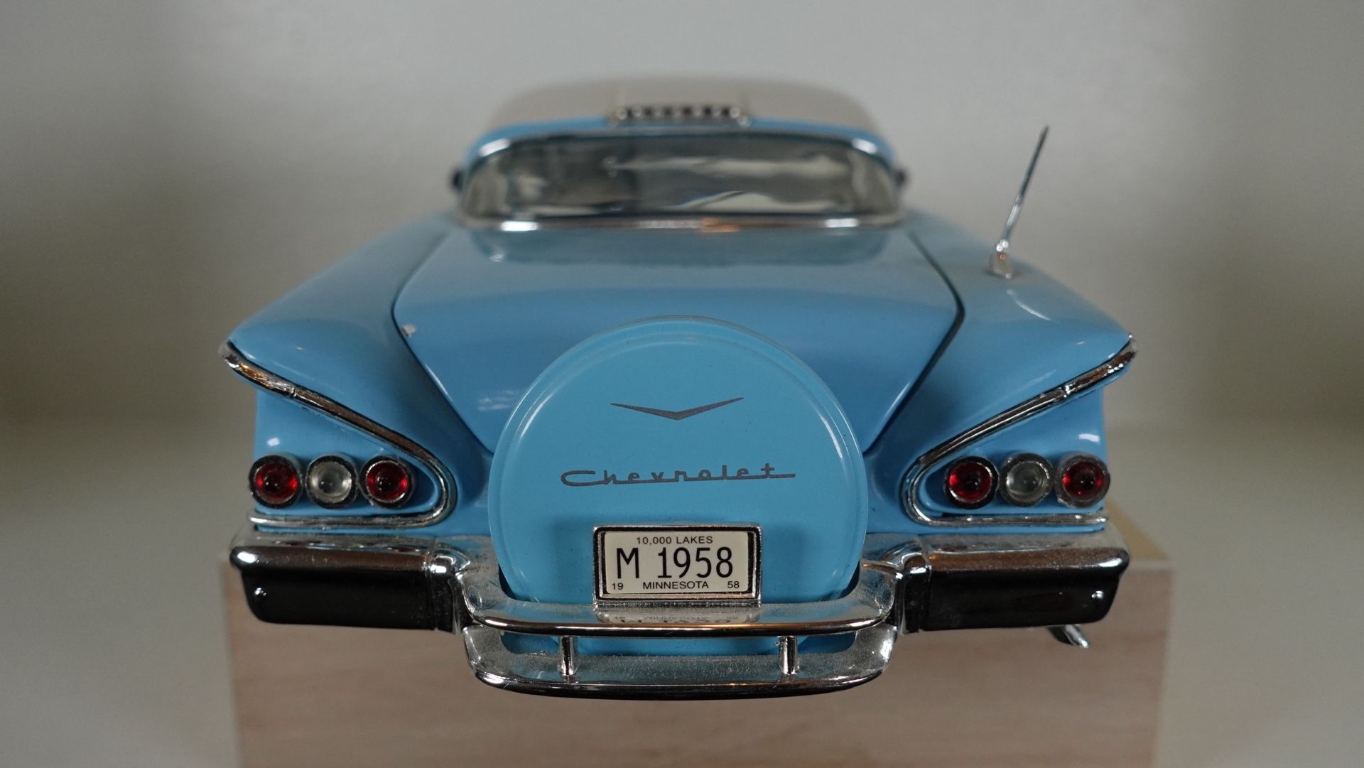 Ertl American Muscle Memories 1958 Chevy Impala Teal Coupe 1:18