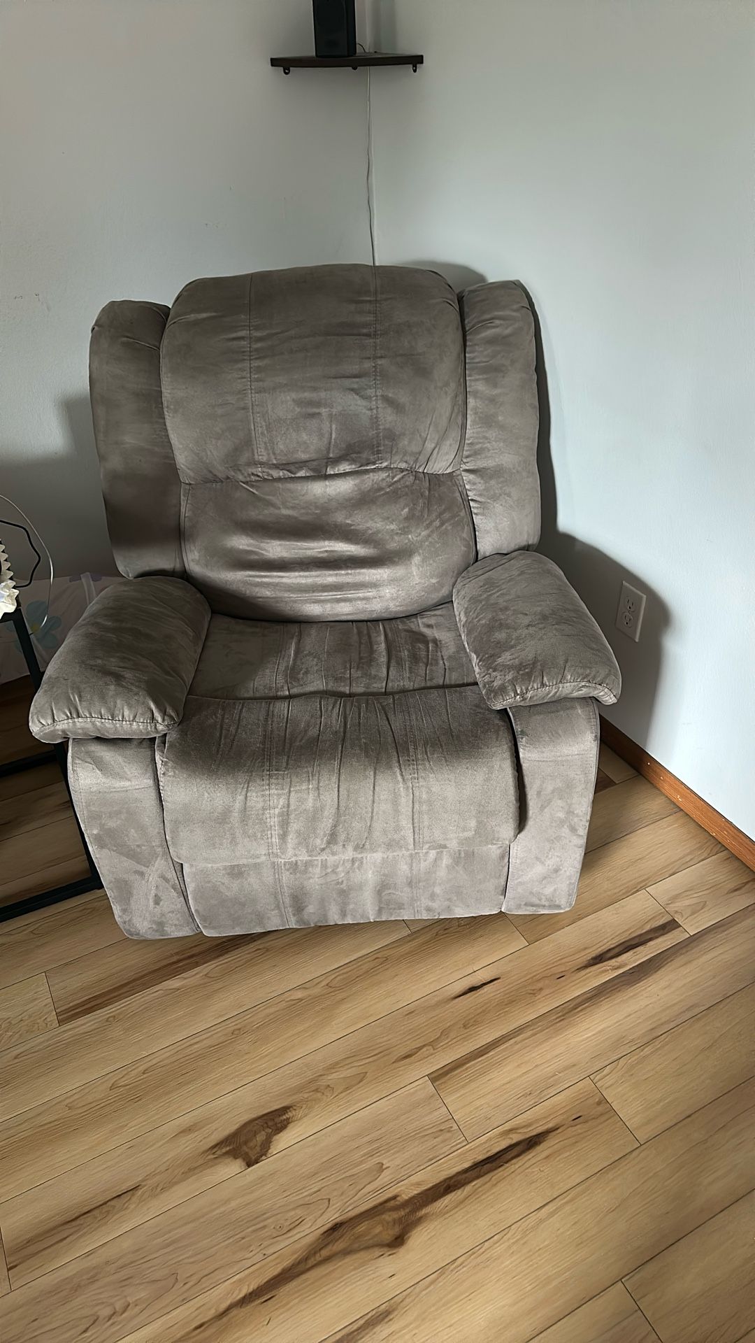 Recliner