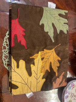 Seasonal Plate mats 4 pieces