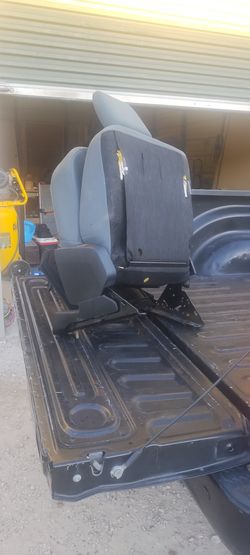 Asiento Pequeño Para RAM Emi Año 2018