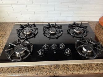 GE Gas cooktop