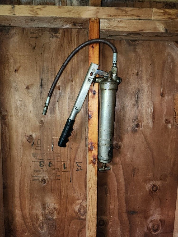 Grease Gun