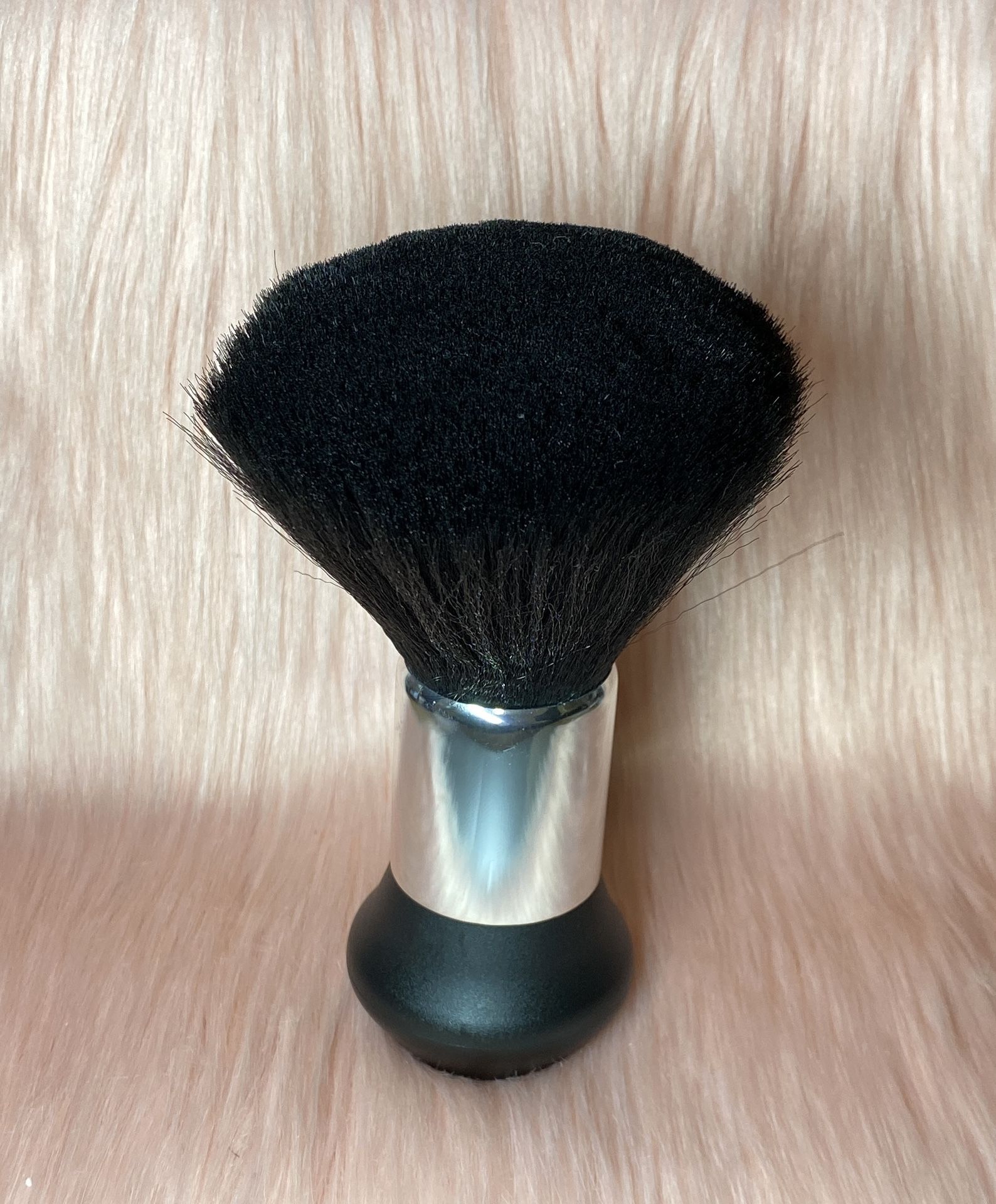 Big Nail Dust Brush