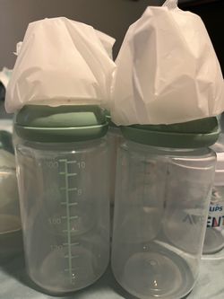 Ultimate Feeding & Pumping Bundle: Momcozy Bottle Warmer, Bottles, 300 Milk Bags