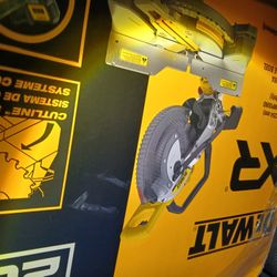 Table Saw Battrey 20 V 
