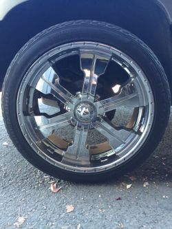 Rines 24 de 6 virlos con llantas trocas