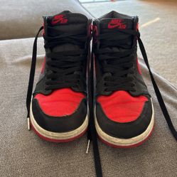 Air Jordan 1 Retro High OG "Satin Bred" 2023