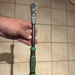3/8" DRIVE 12-1/2" EIGHTY8 TOOTH BLACK CHROME LOCKING FLEX RATCHET WITH ERGO HANDLE - GREEN $120 in n Lakeland 