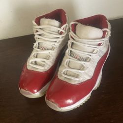 Air Jordan 11 Retro Cherry