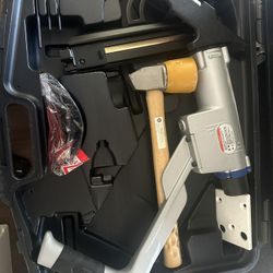 Spotnails The Striker model FS7550